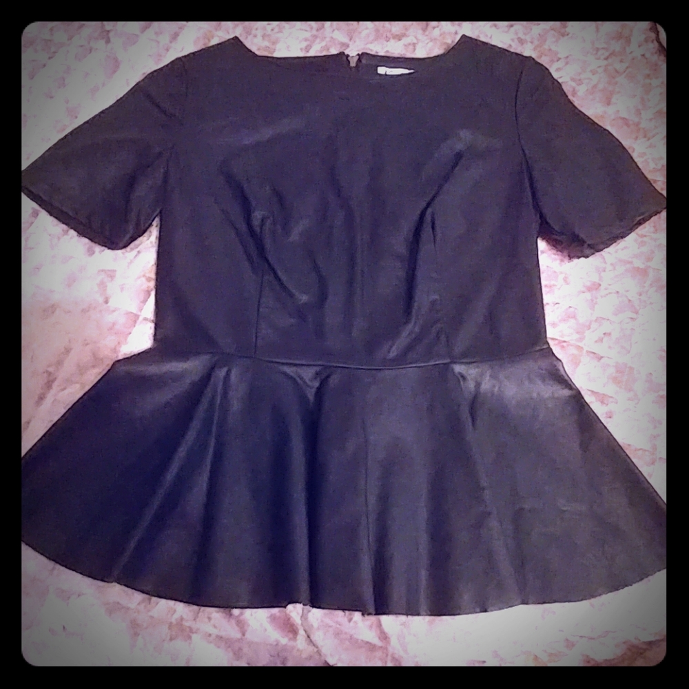 Black faux leather peplum top size small